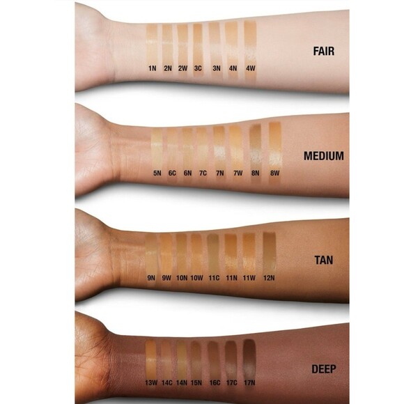 Charlotte Tilbury Beautiful Skin Foundation - 6 Neutral - NWT NIB - Picture 3 of 4